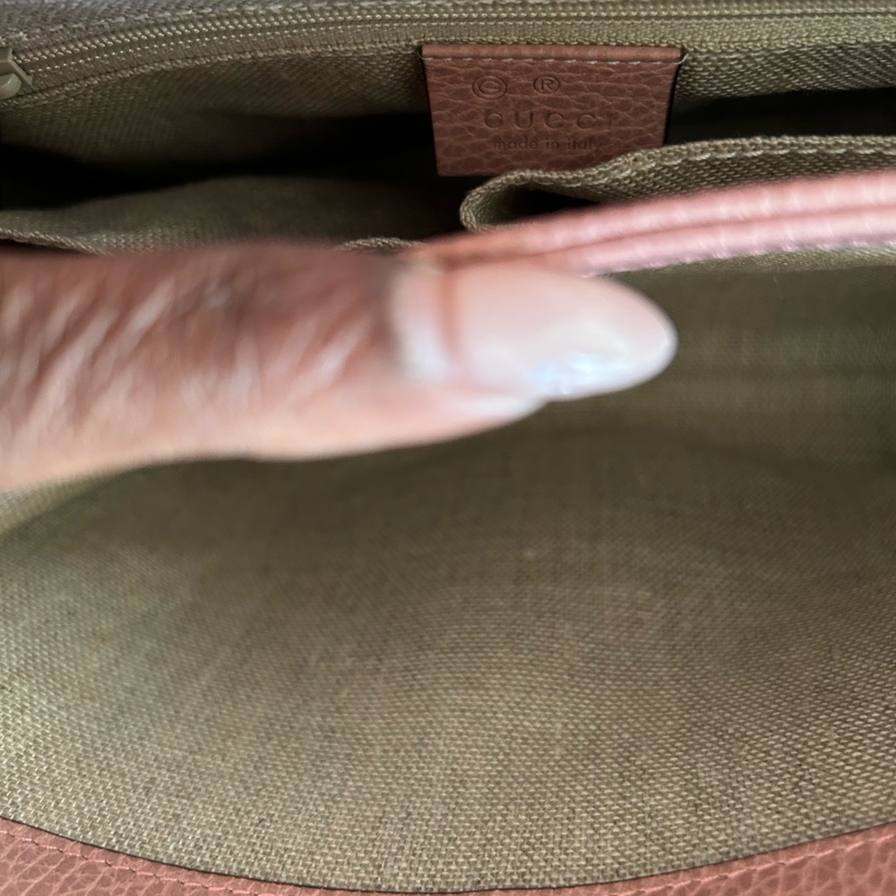 Gucci Pebbled Leather Bag - Picture 7 of 11